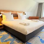 Chateau R