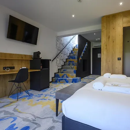 Hotel Chateau R